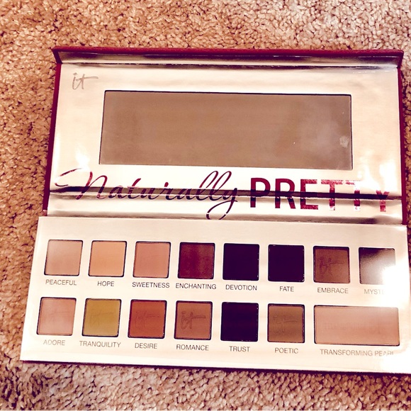 IT Cosmetics NATURALLY PRETTY THE ROMANTICS!
EYE PALETTE! - Picture 3 of 3